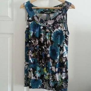 Maurice's top